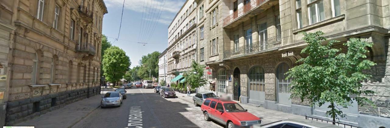 Near Park Franka Daire Lviv Dış mekan fotoğraf